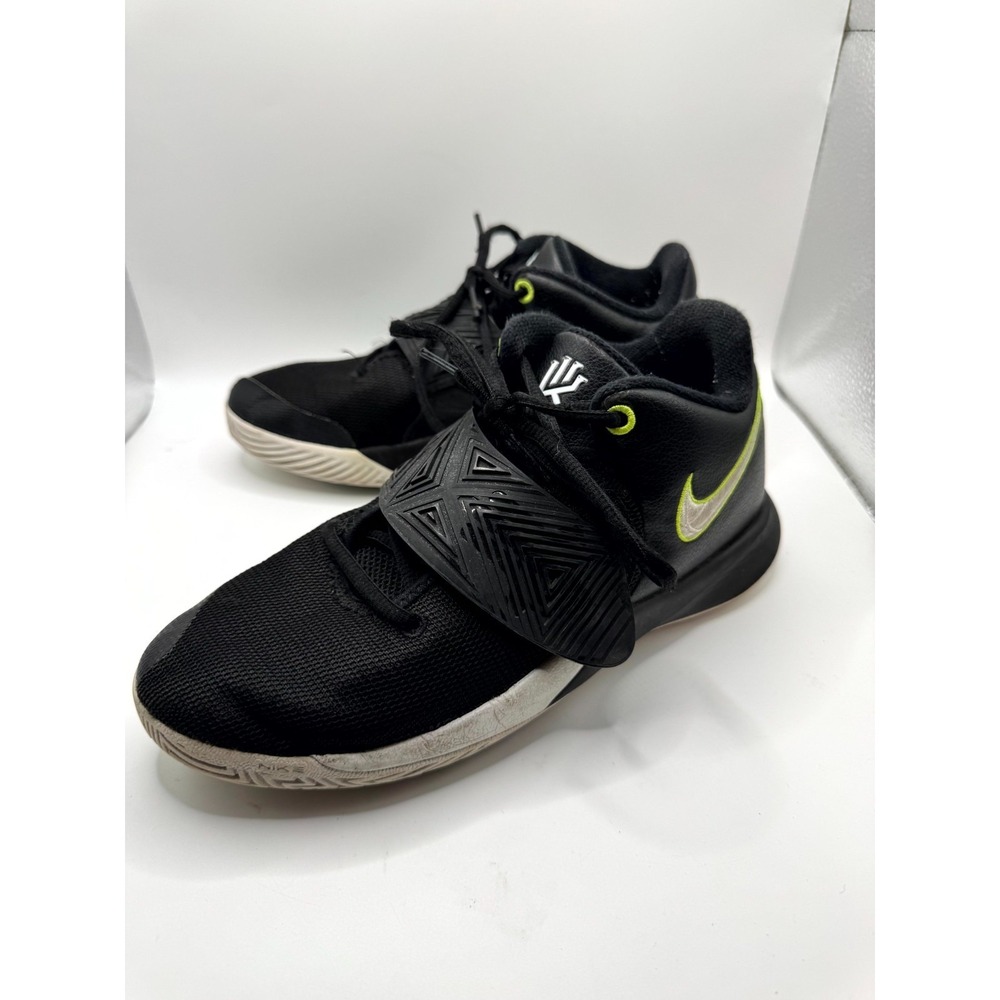 Nike Kyrie Flytrap 3 GS BQ5620-001 Boys 6.5 Sneaker Black Volt Mesh Basketball